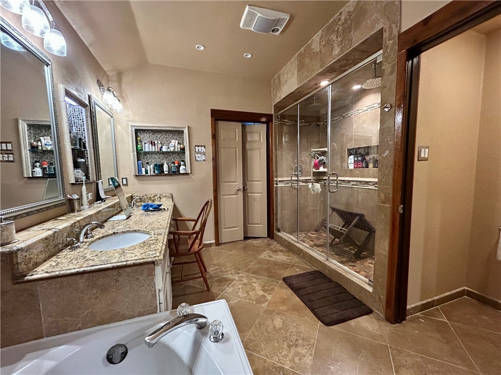 209 Cypress Point Road Portland, TX 78374 - Photo 7 of 13