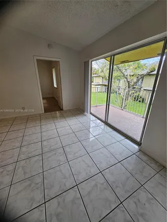 $2,100 | 11582 Northwest 44th Street, Unit 11582, Coral Springs, FL 33065