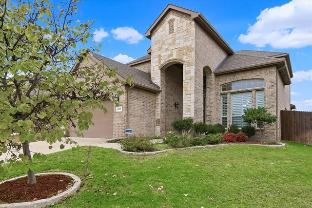 $3,100 | 5805 Canyon Oaks Lane, Fort Worth, TX 76137