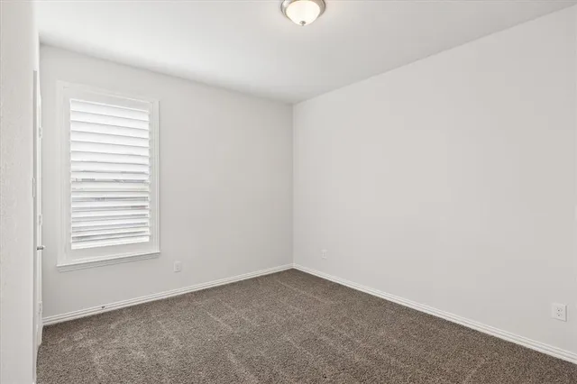 $3,100 | 5805 Canyon Oaks Lane, Fort Worth, TX 76137