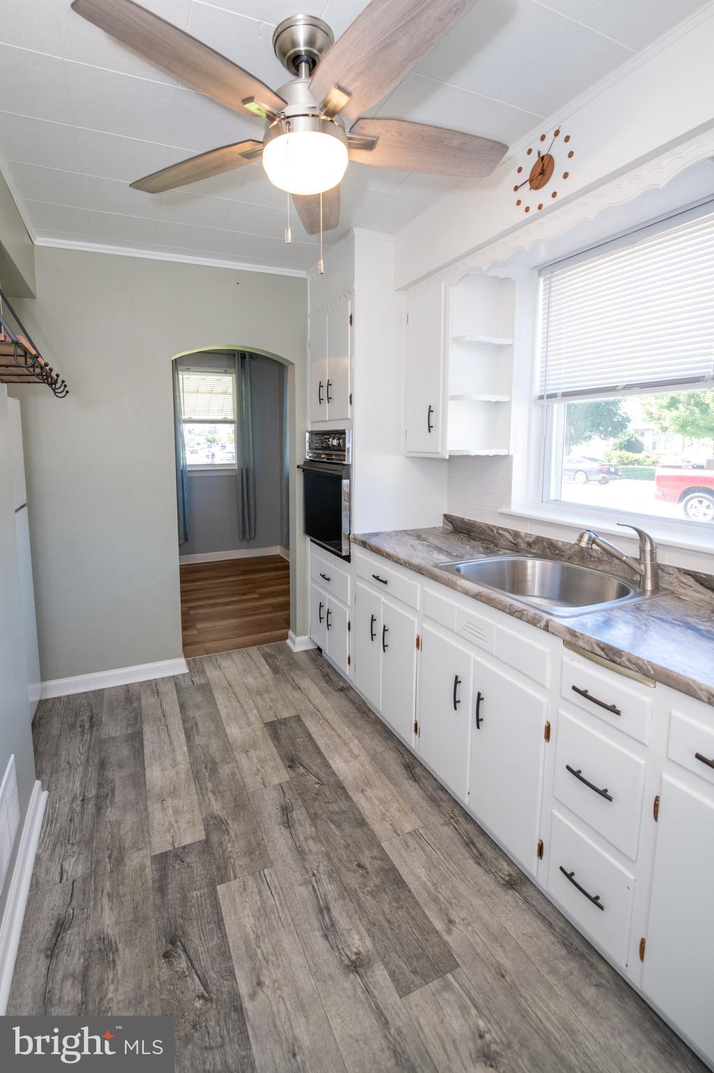 9243 Annapolis Road Philadelphia, PA 19114 - Photo 15 of 45 Kitchen
