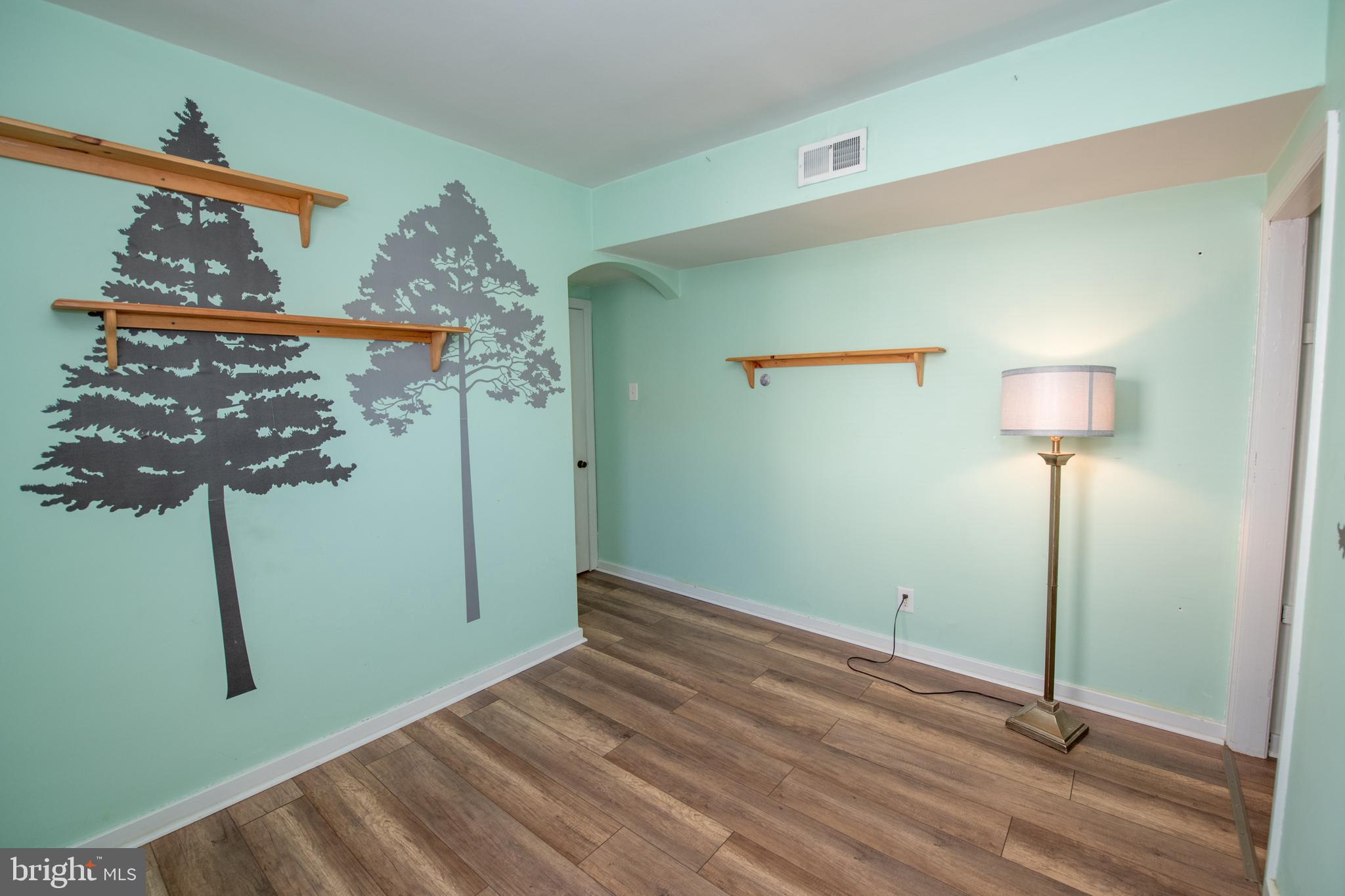 9243 Annapolis Road Philadelphia, PA 19114 - Photo 31 of 45 3rd Bedroom