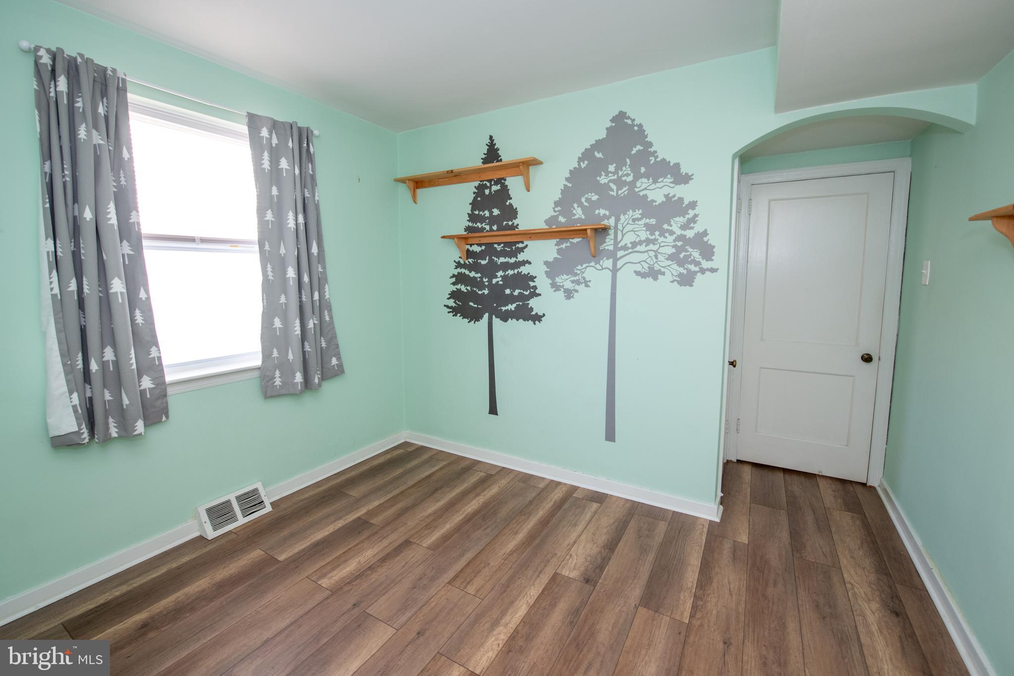 9243 Annapolis Road Philadelphia, PA 19114 - Photo 32 of 45 3rd Bedroom