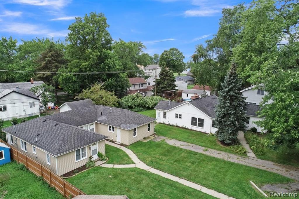 1152 Boyd Street Troy, MI 48083 - Photo 2 of 21