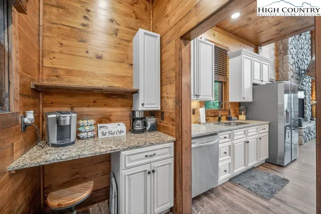 $1,650,000 | 409 Jewel Weed Trail, Newland, NC 28657