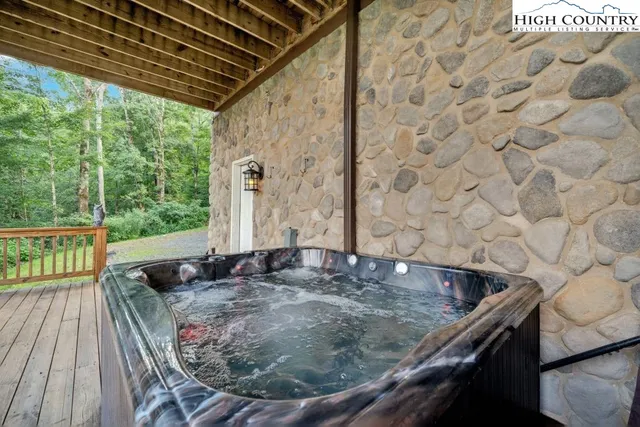 $1,650,000 | 409 Jewel Weed Trail, Newland, NC 28657