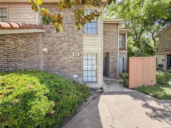 $174,800 | 883 Waterfall Way, Unit 2, Richardson, TX 75080