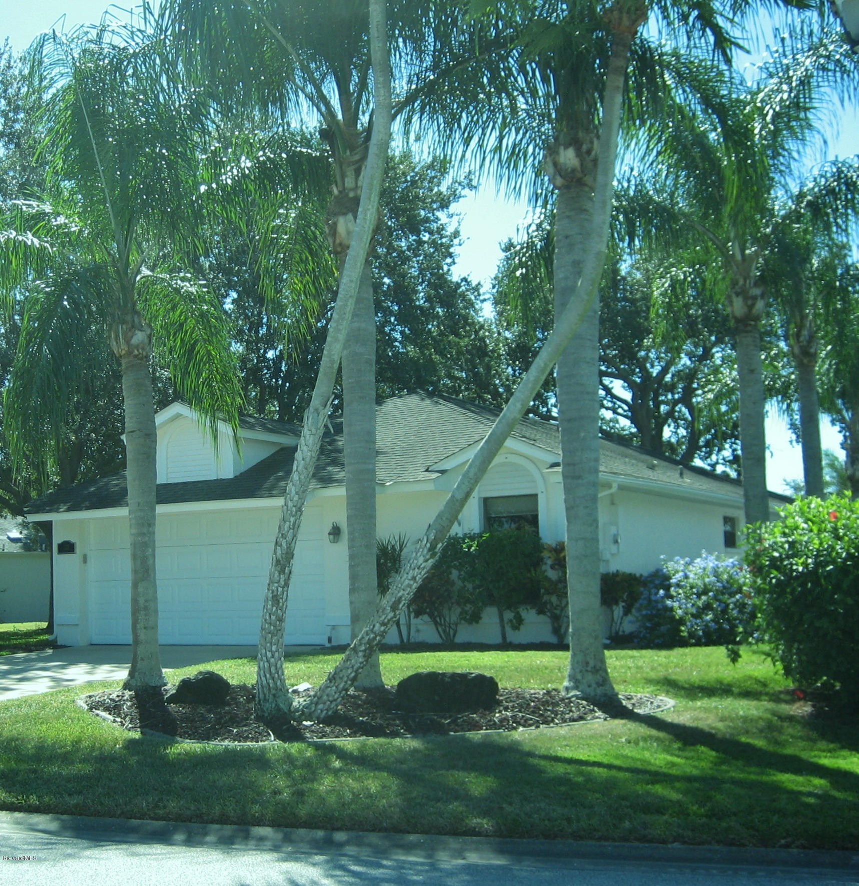 337 Myrtlewood Road Melbourne, FL 32940 - Photo 2 of 21 IMG_5709
