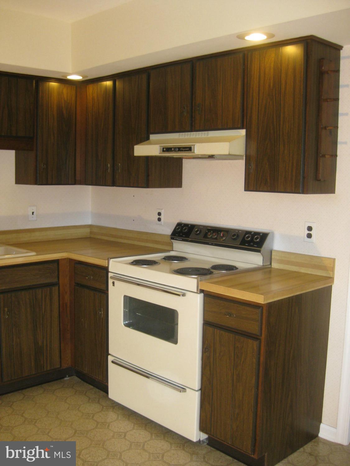 2809 Forge Place Doylestown, PA 18902 - Photo 17 of 35 More kitchen