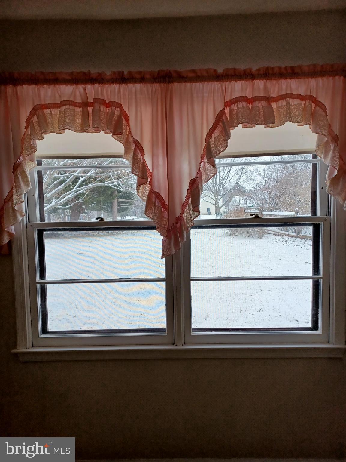 2809 Forge Place Doylestown, PA 18902 - Photo 18 of 35 Dining area kitchen view