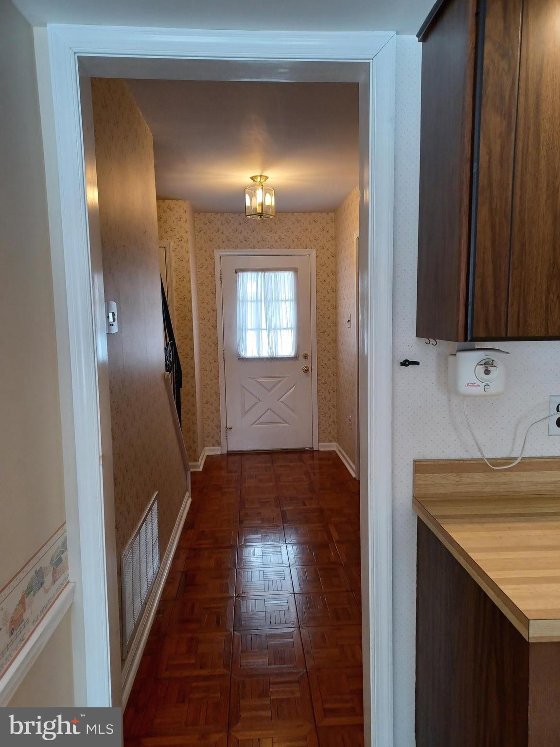 2809 Forge Place Doylestown, PA 18902 - Photo 7 of 35 Foyer