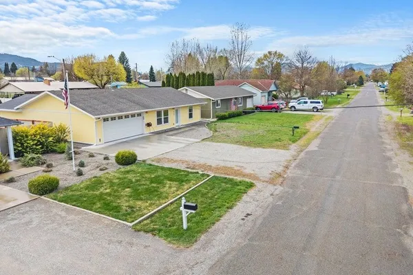 $375,000 | 430 East 9th Avenue, Kettle Falls, WA 99141