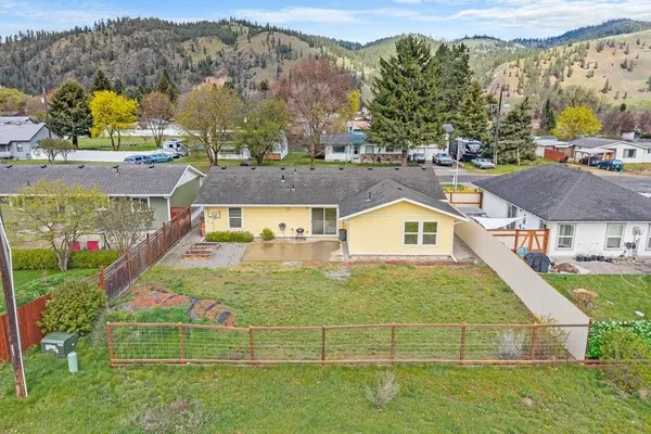 $375,000 | 430 East 9th Avenue, Kettle Falls, WA 99141