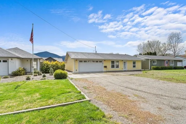 $375,000 | 430 East 9th Avenue, Kettle Falls, WA 99141