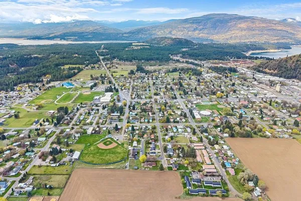 $375,000 | 430 East 9th Avenue, Kettle Falls, WA 99141