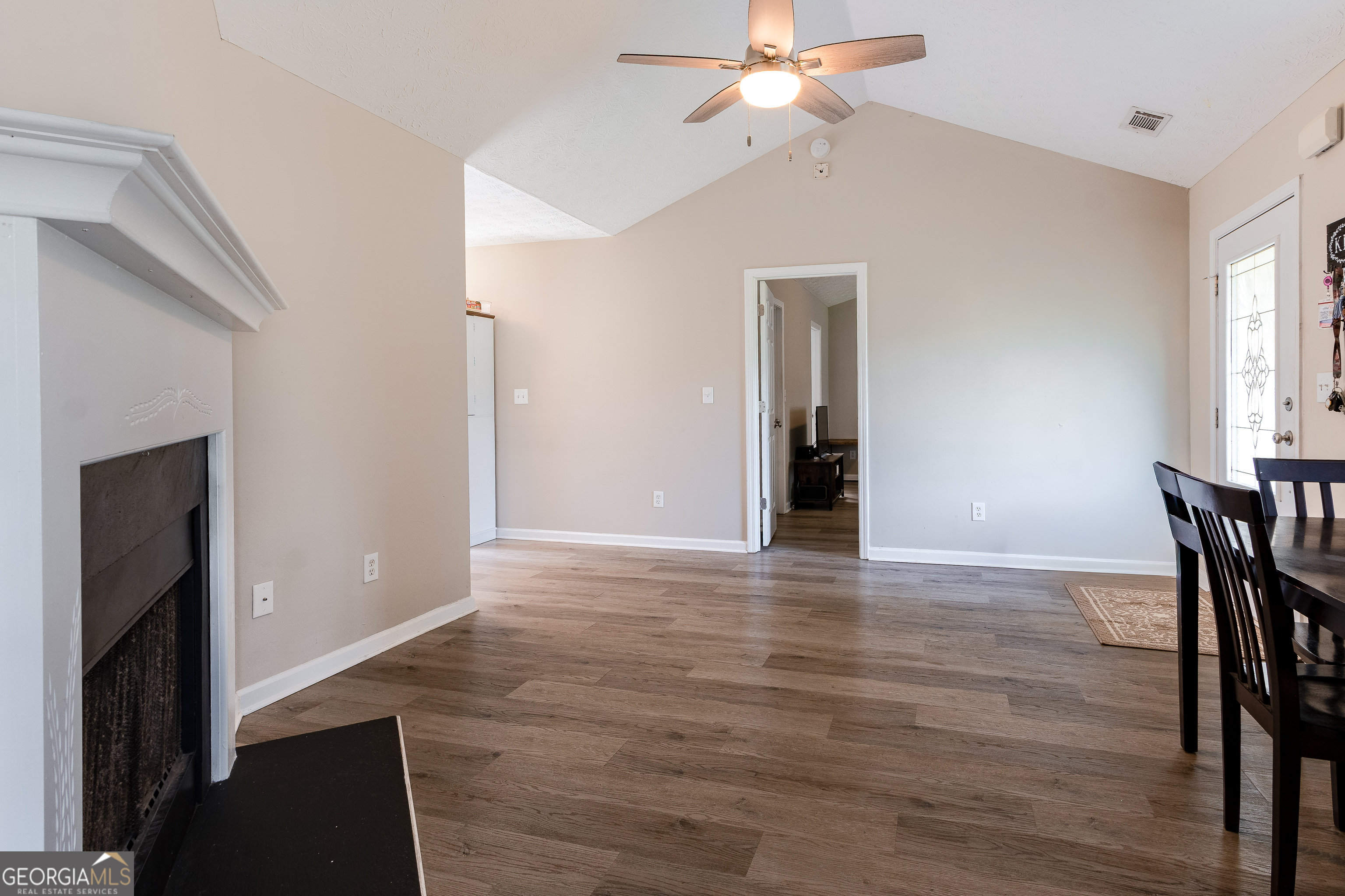 372 Mccart Road McDonough, GA 30252 - Photo 4 of 5