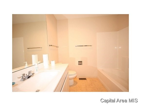 36 Turnberry Place Springfield, IL 62704 - Photo 8 of 24 Gallery Image 8