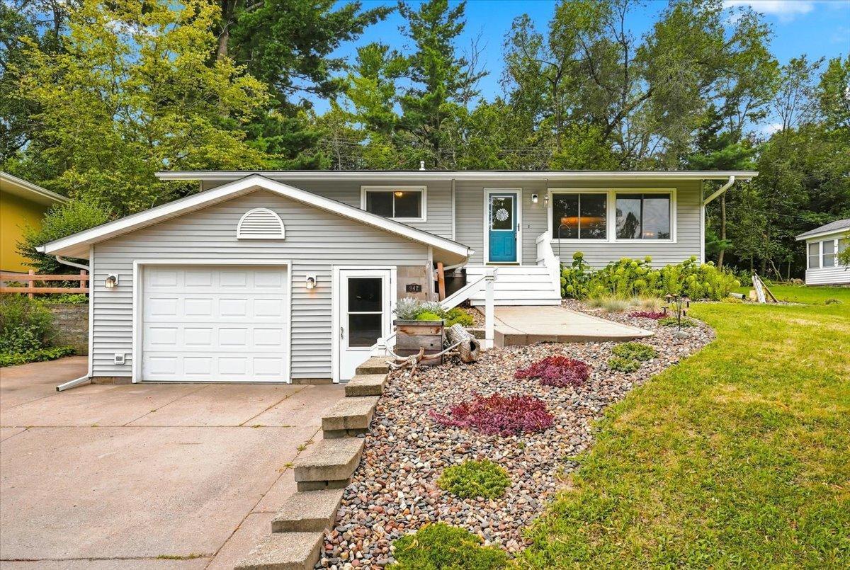 942 Morgan Road River Falls, WI 54022 - Photo 1 of 41 Gallery Image 1