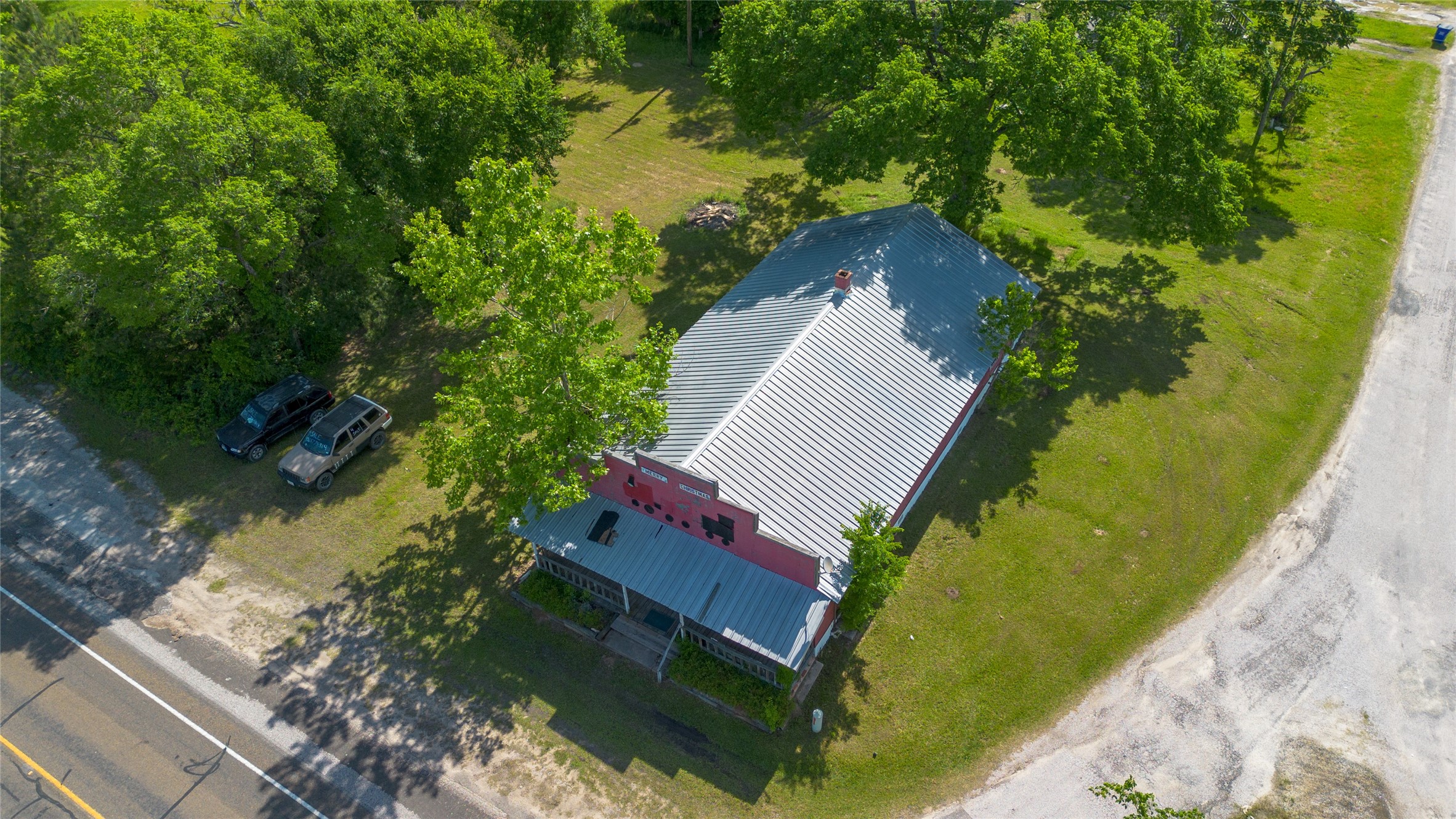 190 Fm 405 Street Huntsville, TX 77320 - Photo 12 of 15 a view of a yard with plants