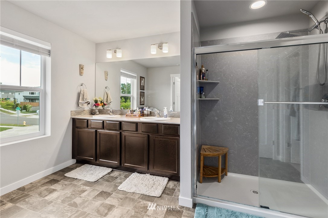 2029 Mayes Road Southeast Lacey, WA 98503 - Photo 14 of 28 Gallery Image 14