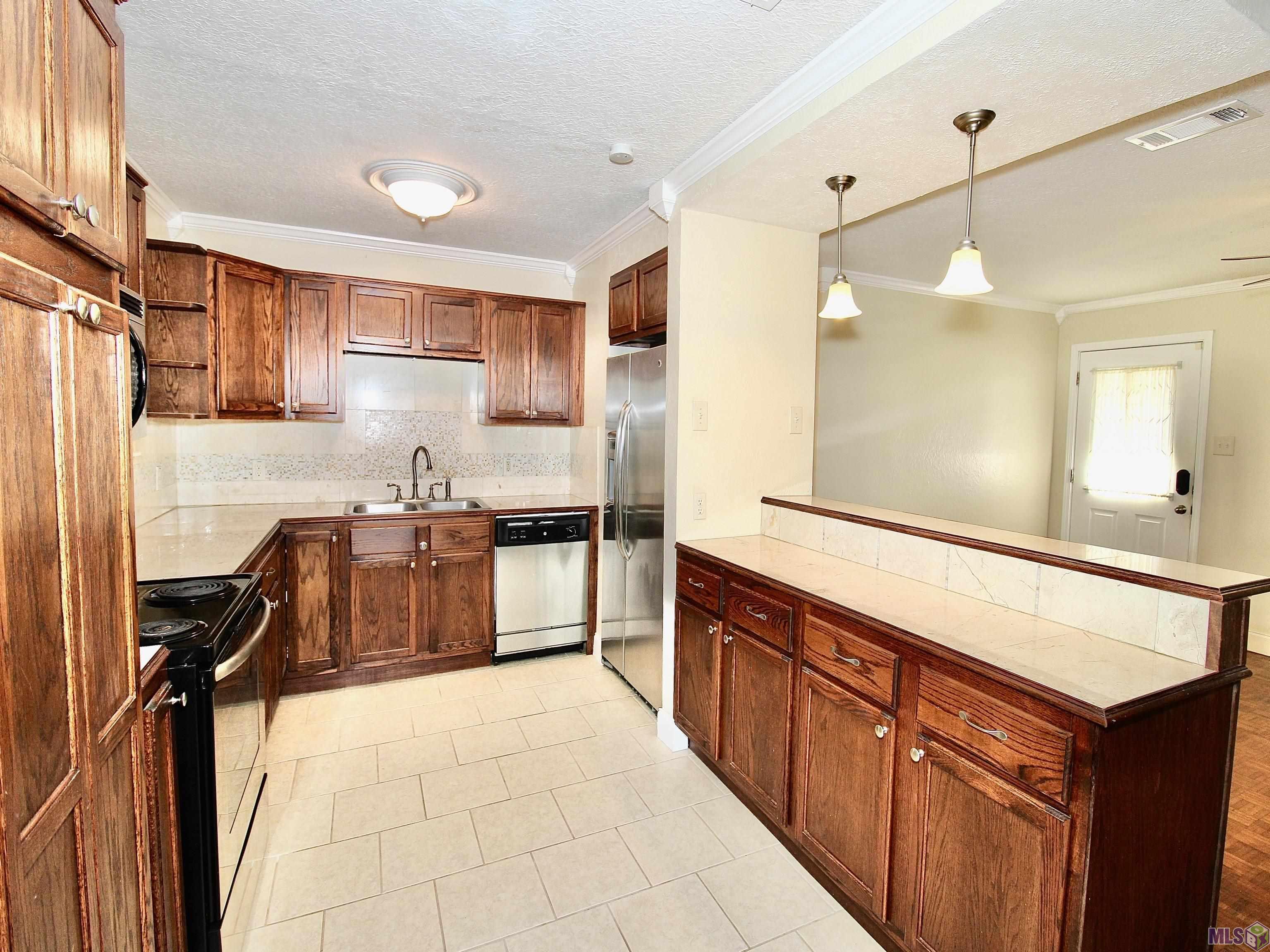2466 Sweetleaf Street Baton Rouge, LA 70816 - Photo 2 of 20 Gallery Image 2