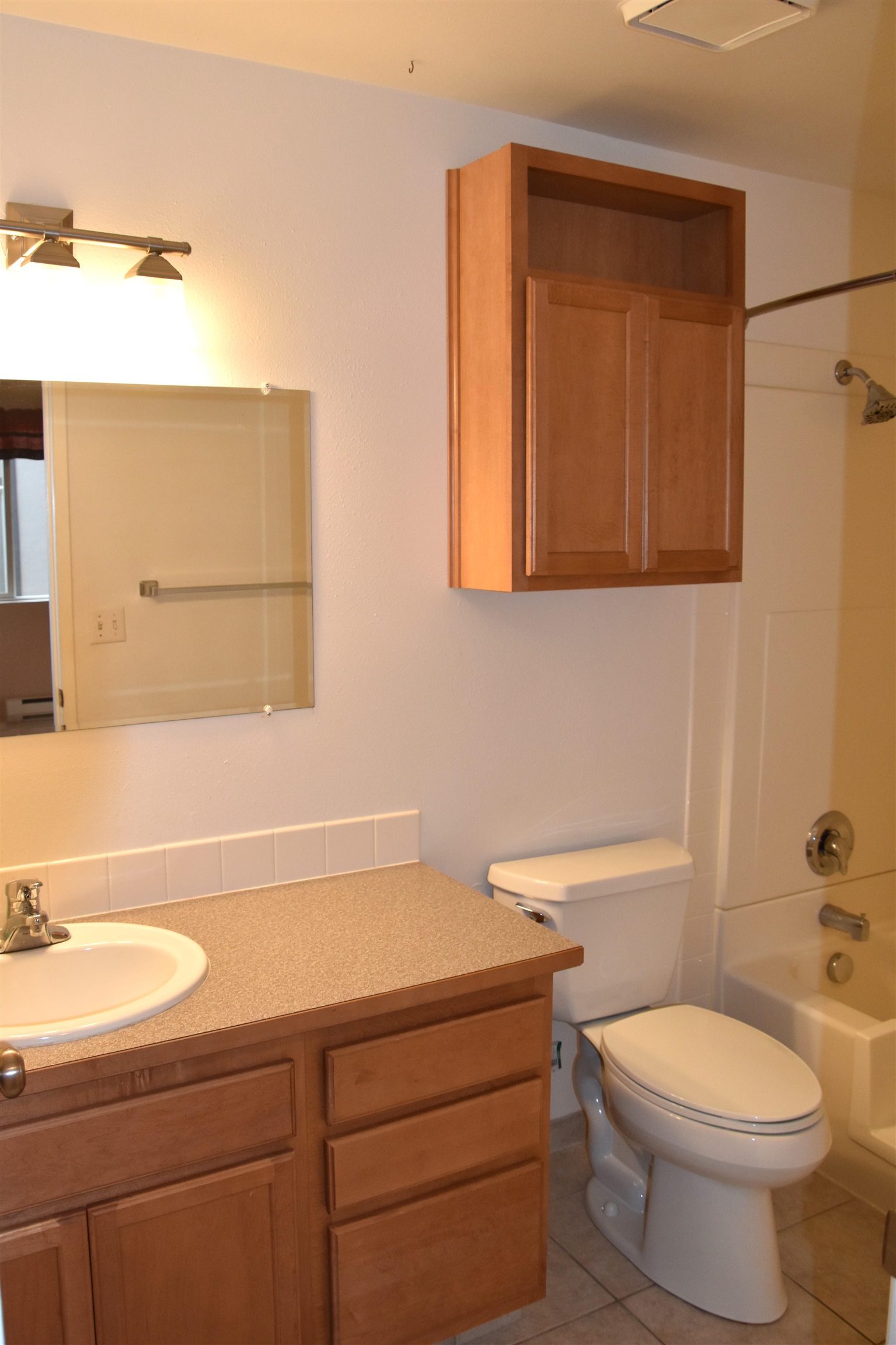 302 East Weile Avenue, Unit 1 Spokane, WA 99208 - Photo 12 of 38