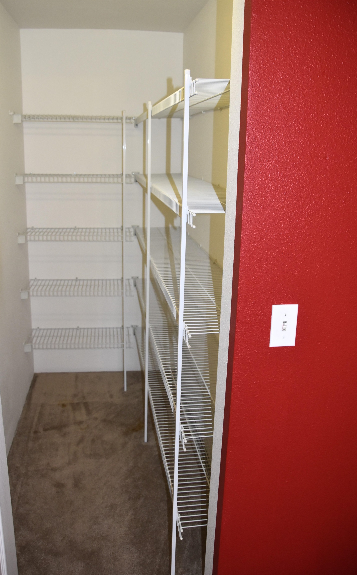302 East Weile Avenue, Unit 1 Spokane, WA 99208 - Photo 25 of 38