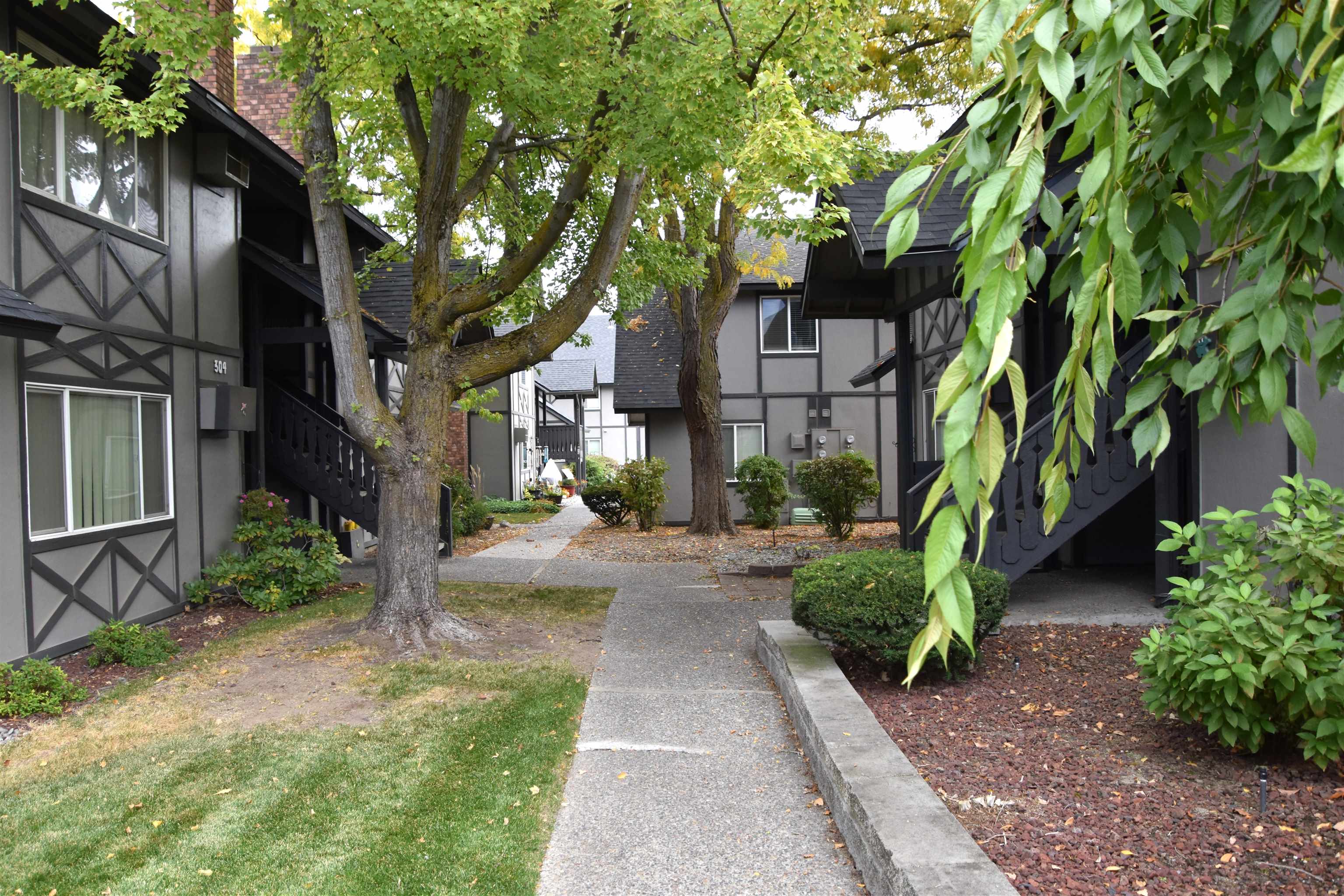 302 East Weile Avenue, Unit 1 Spokane, WA 99208 - Photo 36 of 38