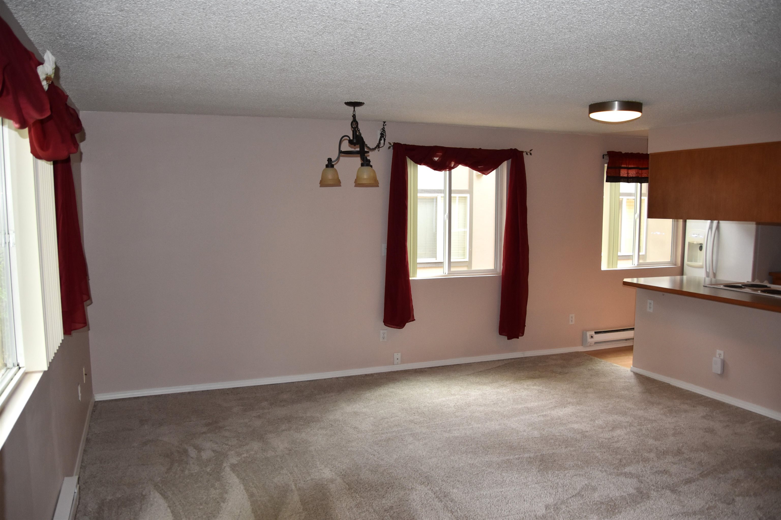 302 East Weile Avenue, Unit 1 Spokane, WA 99208 - Photo 6 of 38