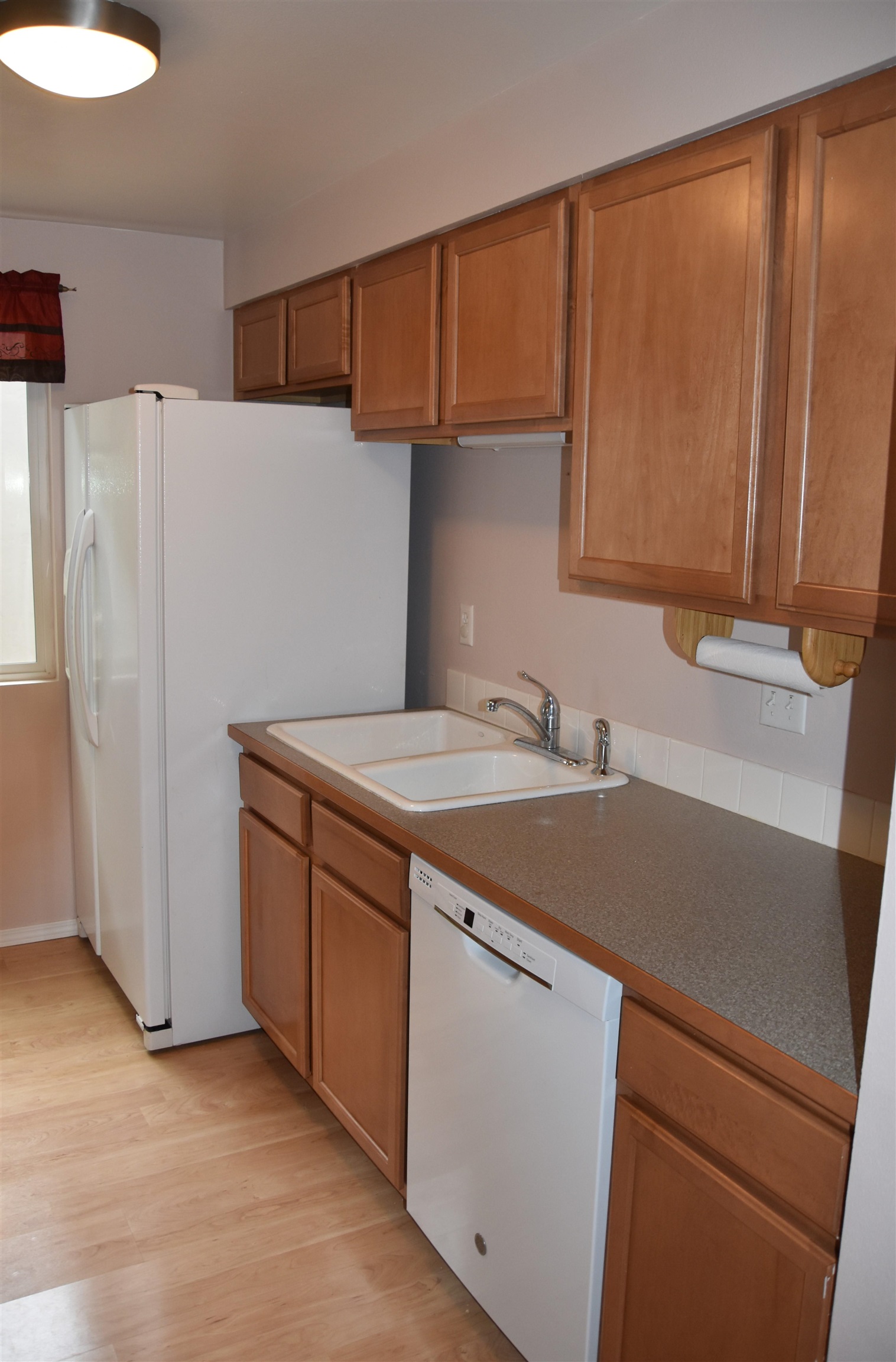 302 East Weile Avenue, Unit 1 Spokane, WA 99208 - Photo 9 of 38