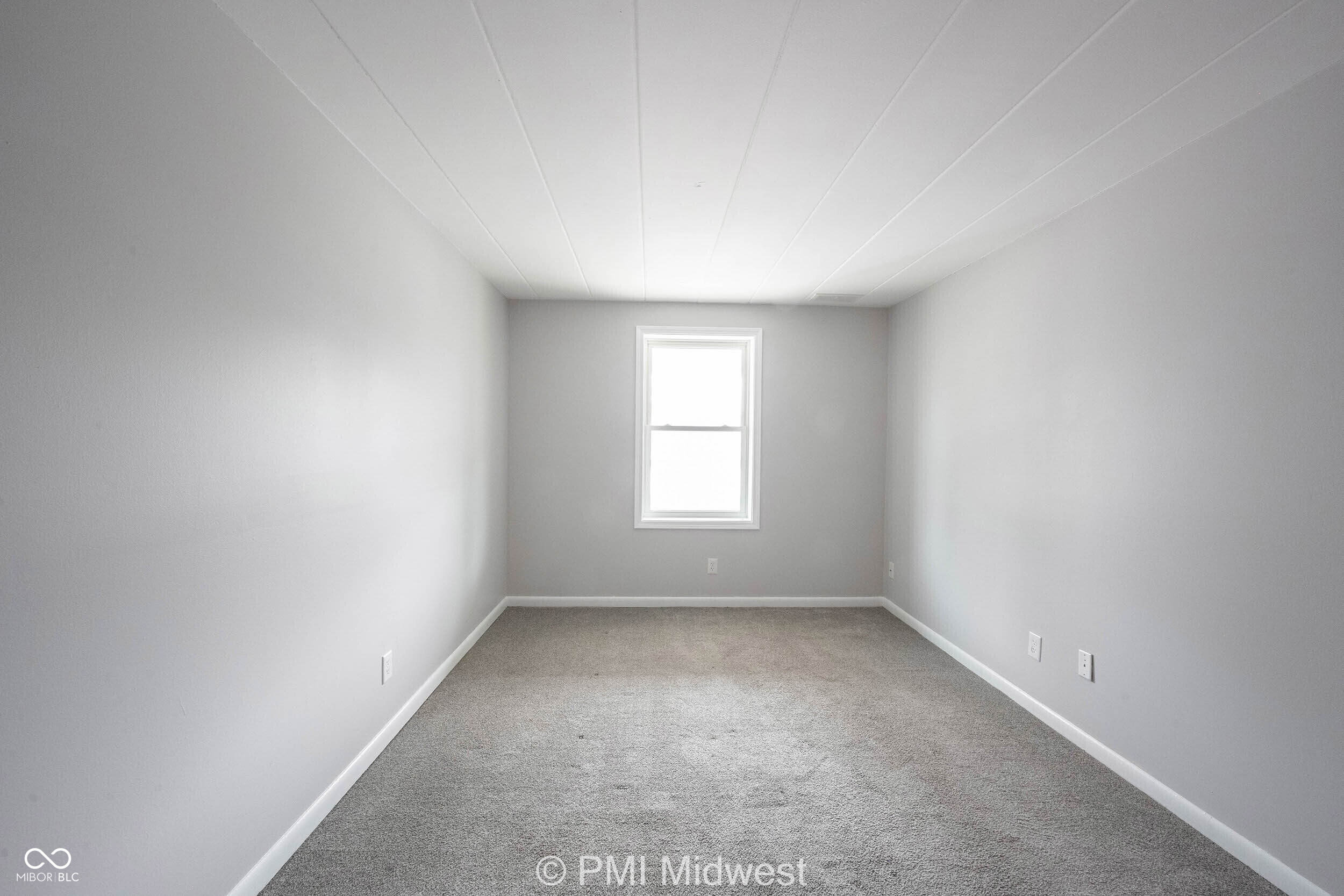 324 Progress Road, Unit A7 Shelbyville, IN 46176 - Photo 11 of 12