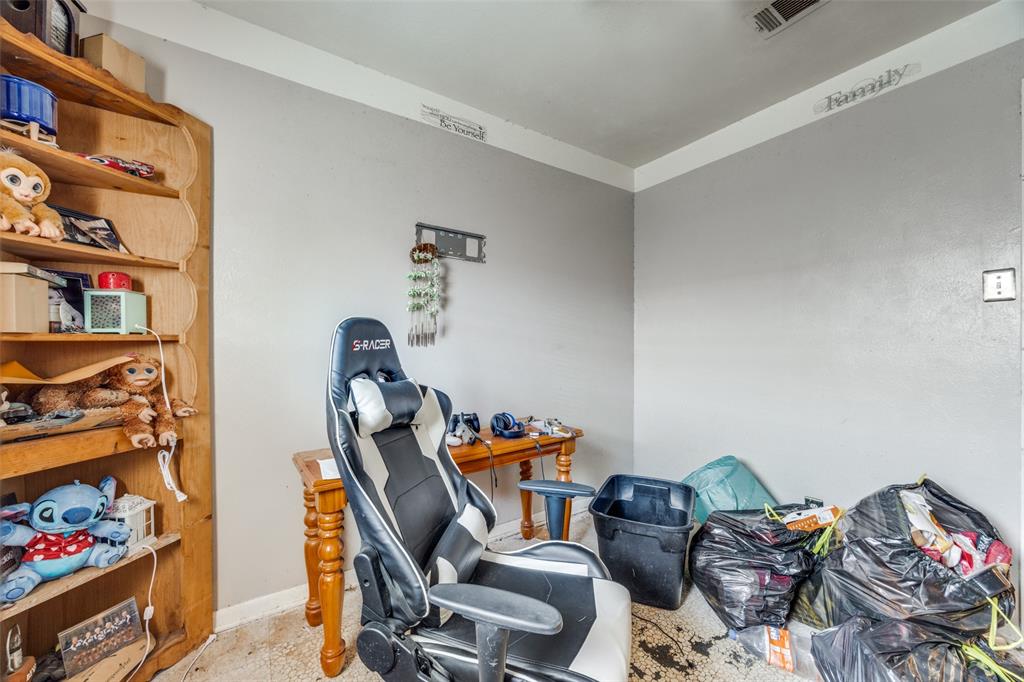 1800 South Center Street Denison, TX 75021 - Photo 12 of 25