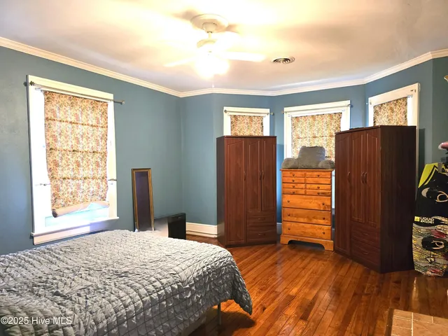 $185,000 | 304 North Railroad Street, Elm City, NC 27822