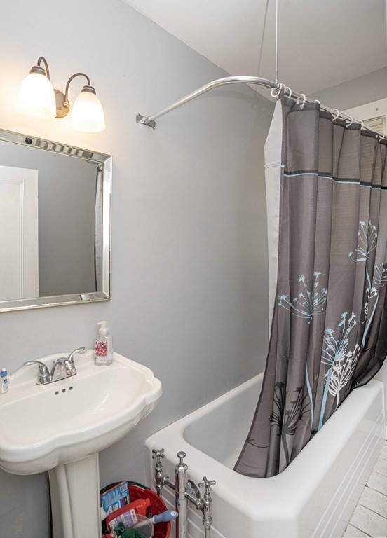 9 Spring Street Taunton, MA 02780 - Photo 20 of 42 Gallery Image 20