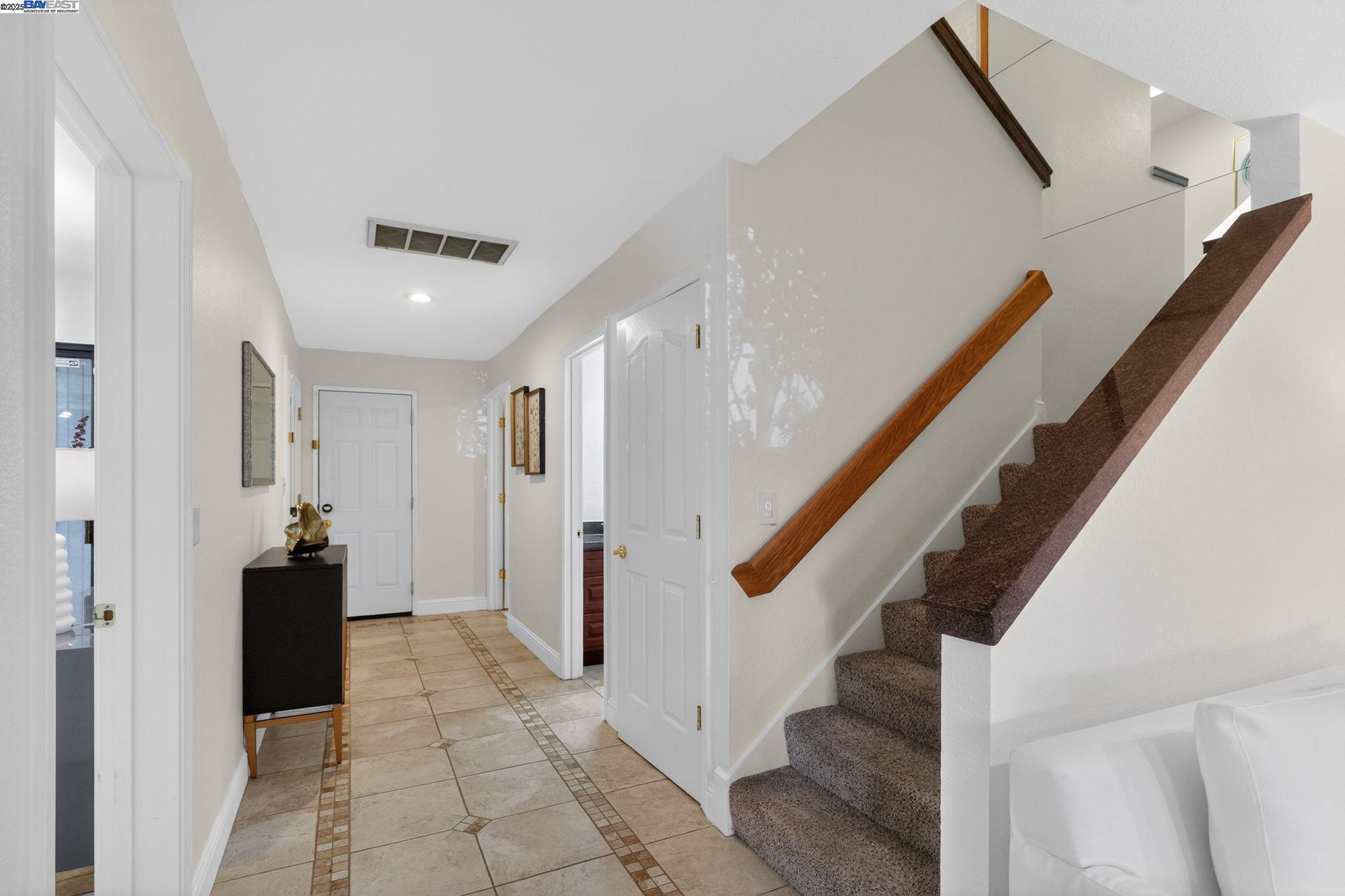 7210 Valley View Court Pleasanton, CA 94588 - Photo 3 of 44 a view of entryway