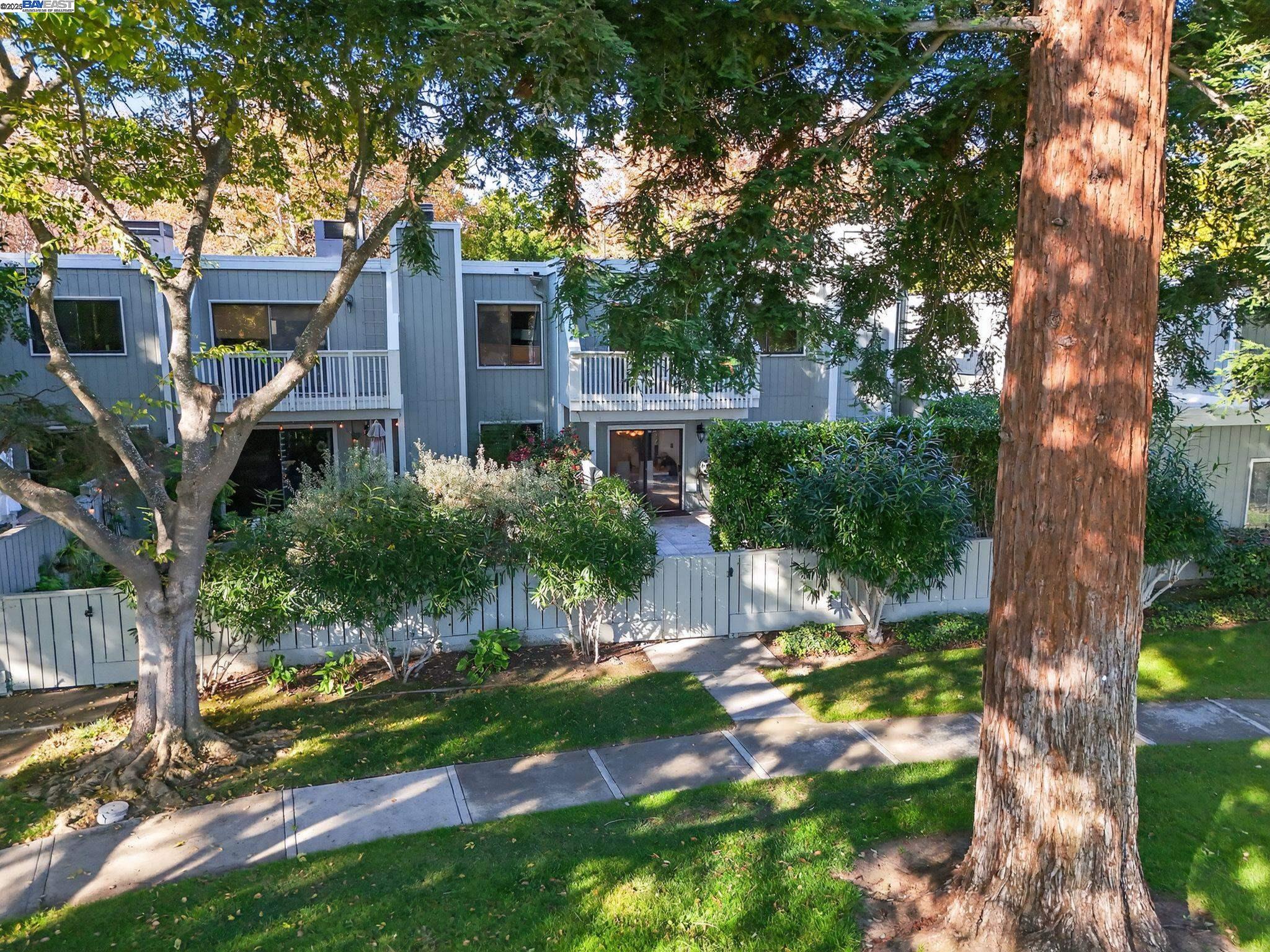 7210 Valley View Court Pleasanton, CA 94588 - Photo 5 of 44