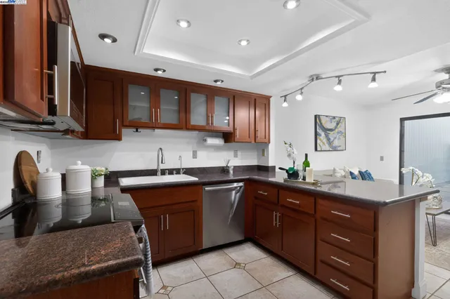 $1,275,000 | 7210 Valley View Court, Pleasanton, CA 94588