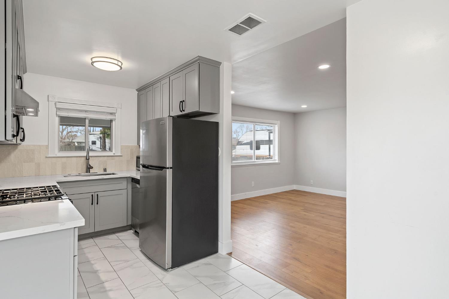 7744 Rudyard Circle Antelope, CA 95843 - Photo 10 of 30