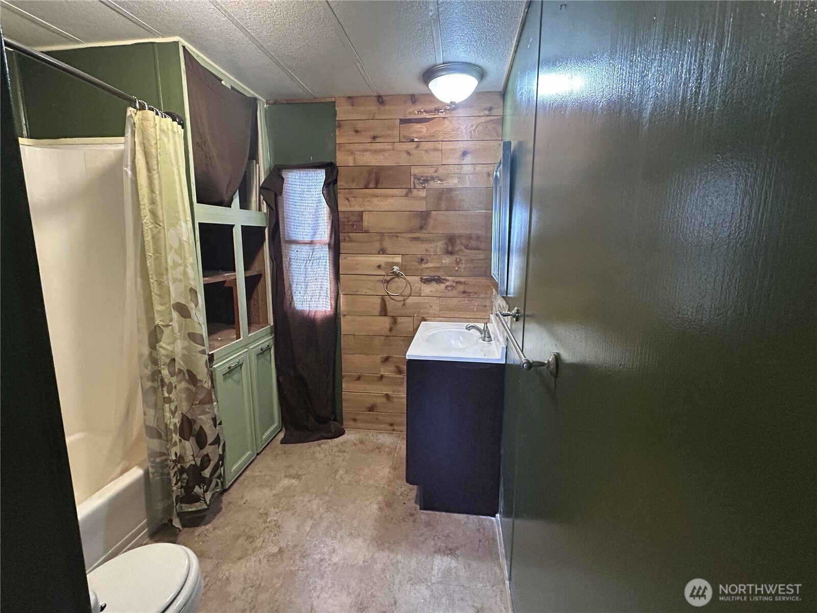 17930 Albany Street Southwest, Unit 51 Rochester, WA 98579 - Photo 11 of 18