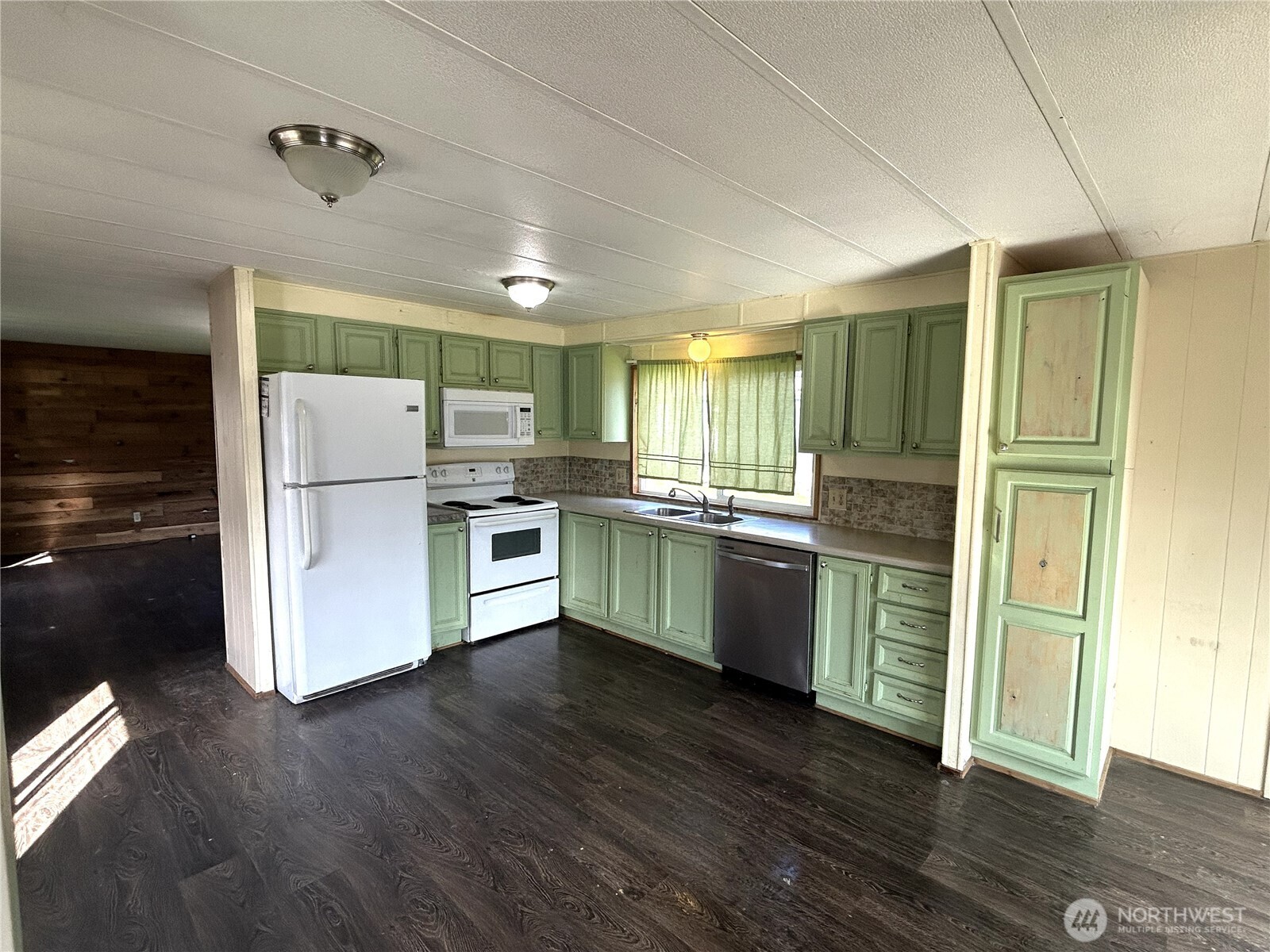 17930 Albany Street Southwest, Unit 51 Rochester, WA 98579 - Photo 5 of 18