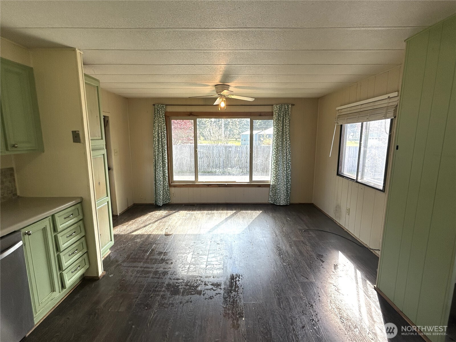 17930 Albany Street Southwest, Unit 51 Rochester, WA 98579 - Photo 6 of 18