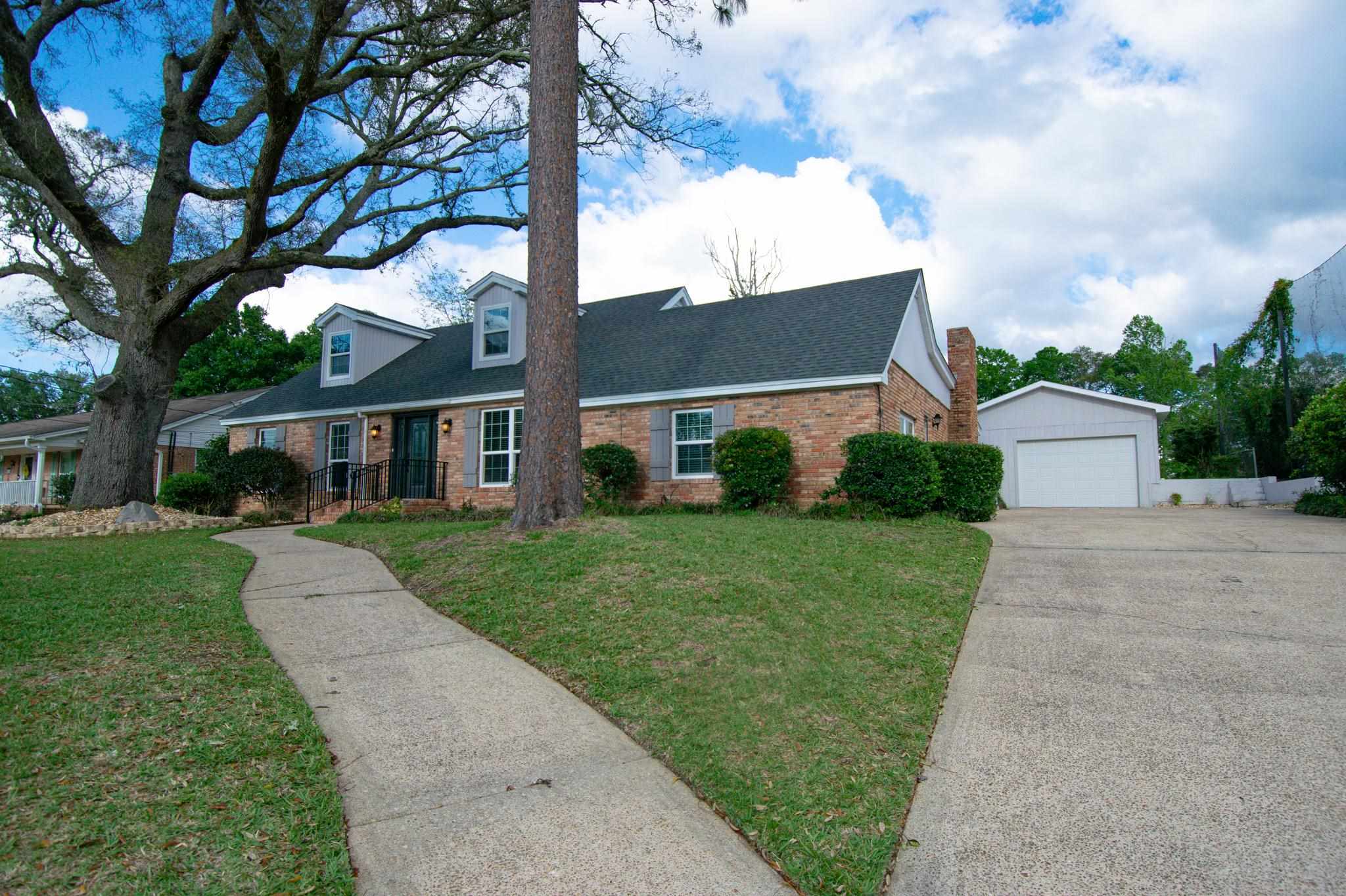 8812 Burning Tree Road Pensacola, FL 32514 - Photo 2 of 50 Gallery Image 2