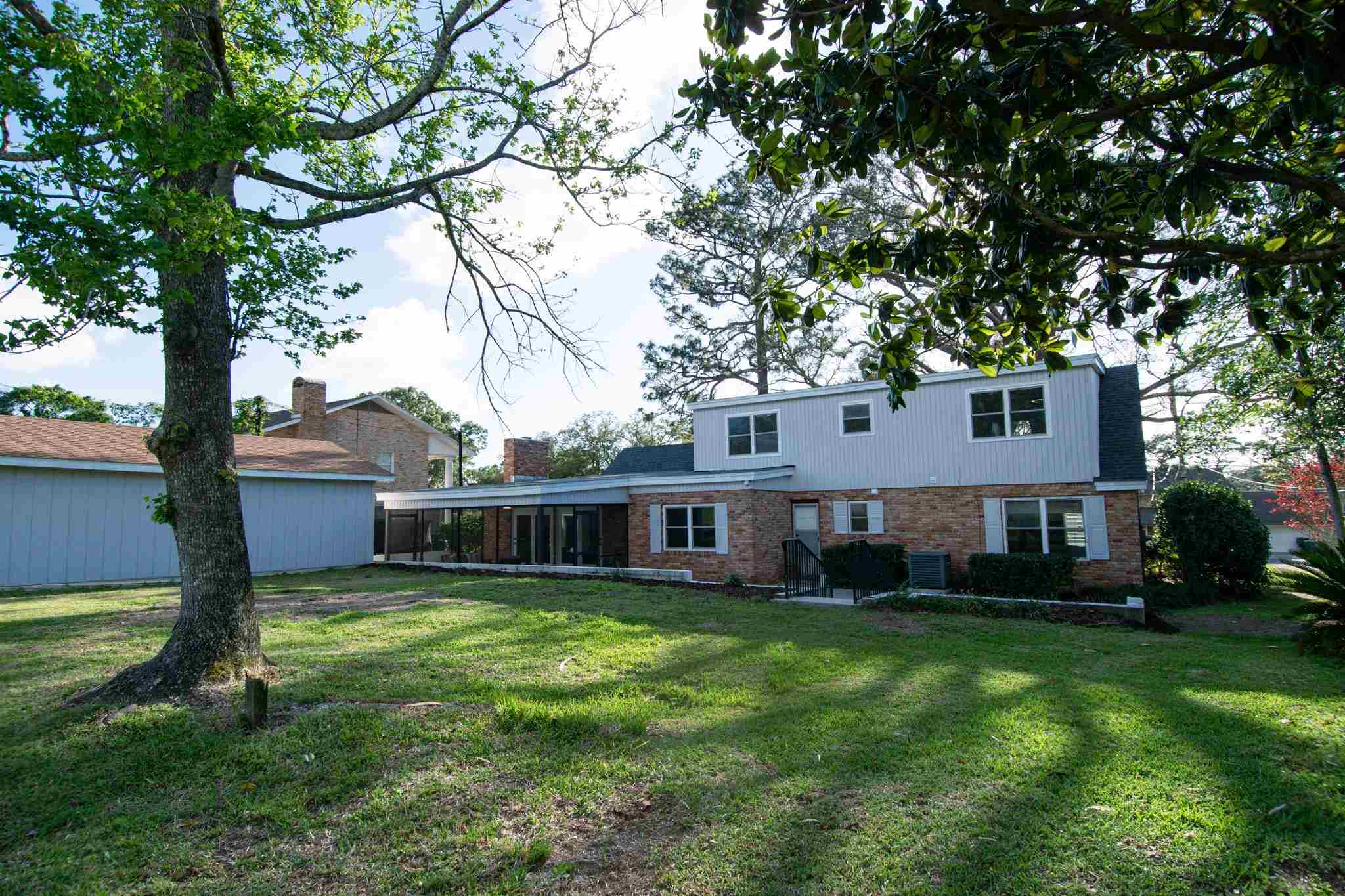 8812 Burning Tree Road Pensacola, FL 32514 - Photo 3 of 50 Gallery Image 3