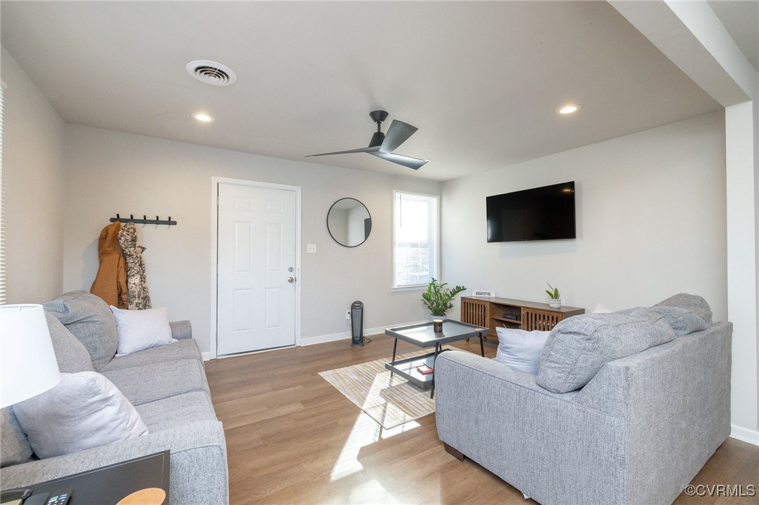 2709 Berry Road Richmond, VA 23234 - Photo 3 of 19 Gallery Image 3