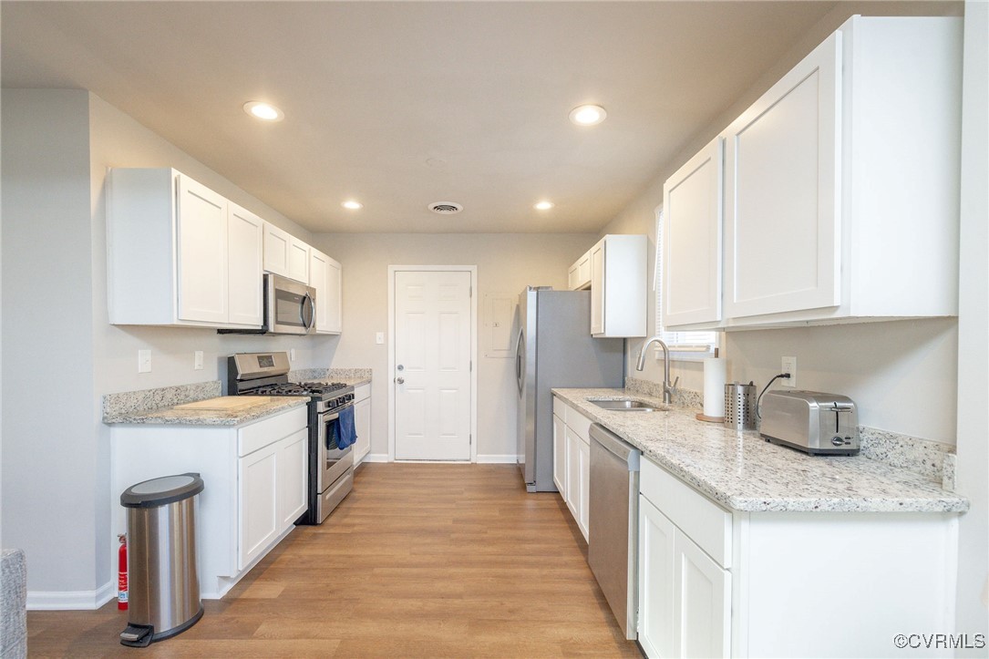 2709 Berry Road Richmond, VA 23234 - Photo 6 of 19 Gallery Image 6