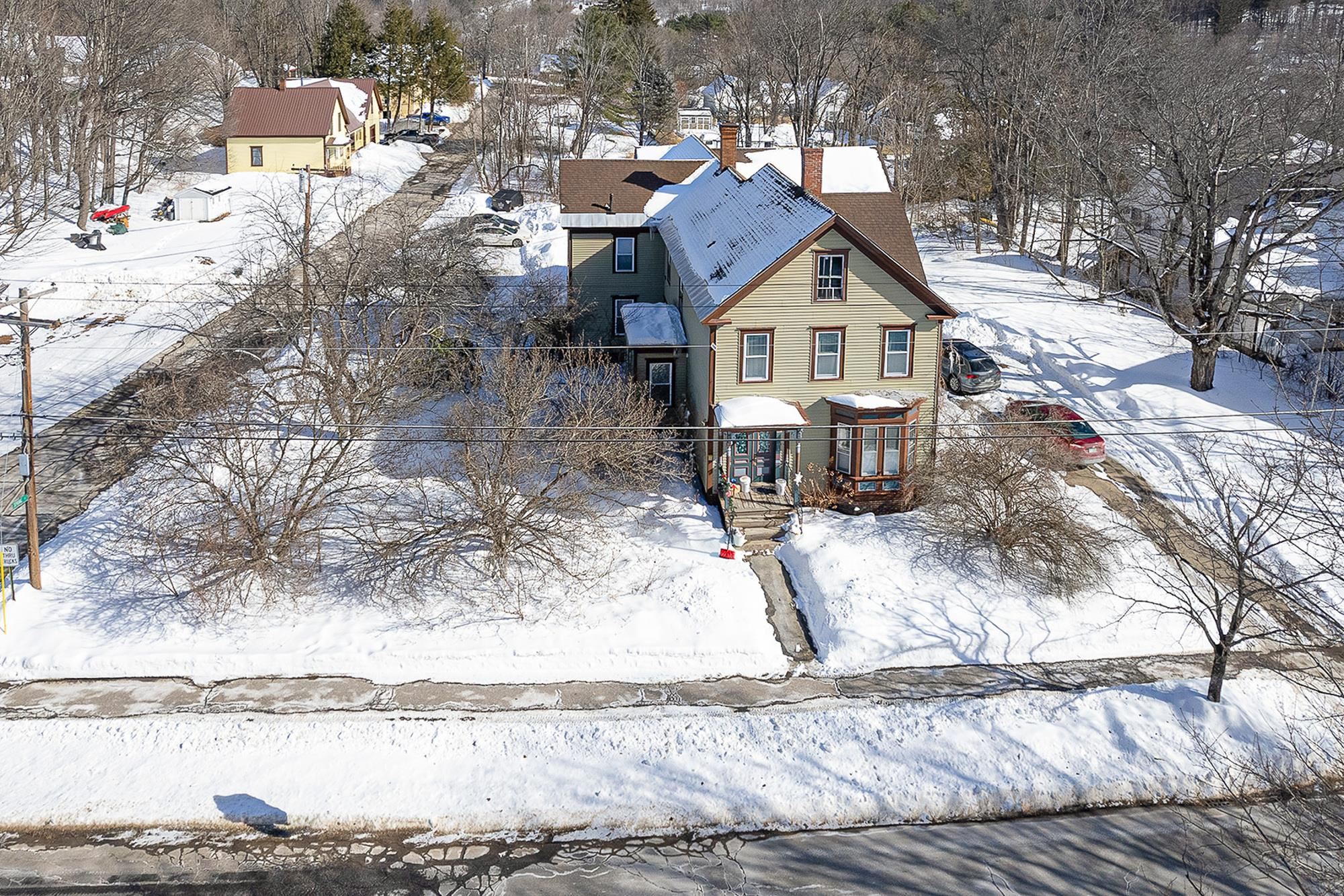 40 Highland Street Ashland, NH 03217 - Photo 5 of 17