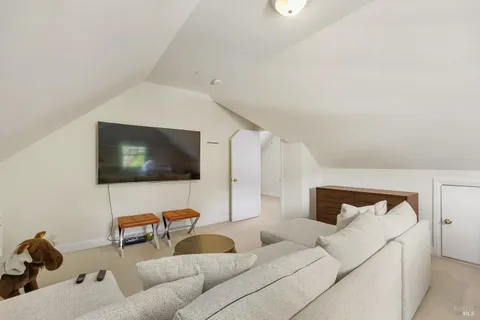 $2,995,000 | 8 Center Street, San Rafael, CA 94901