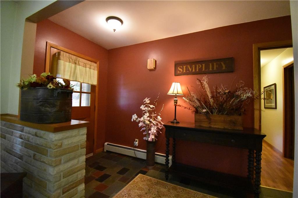 4725 Ivanhoe Road Sharpsville, PA 16150 - Photo 3 of 25 Gallery Image 3