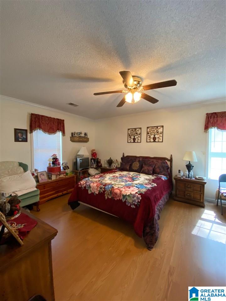 1302 Park Avenue Oneonta, AL 35121 - Photo 9 of 48