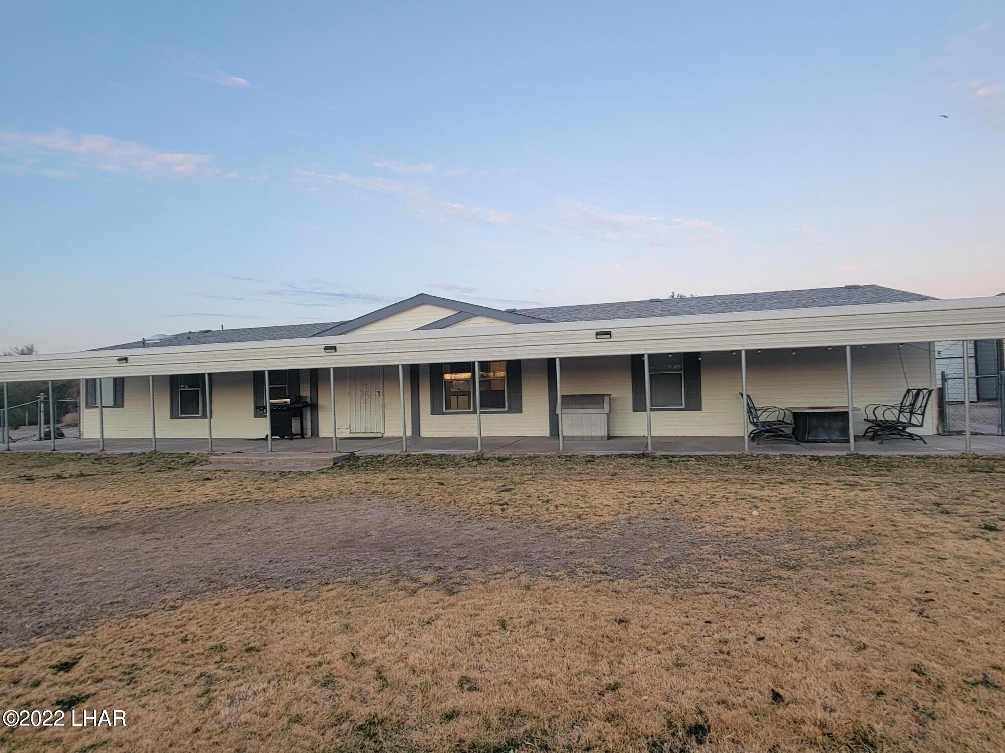 85 Plymouth Road Quartzsite, AZ 85346 - Photo 2 of 39 20220126_180324